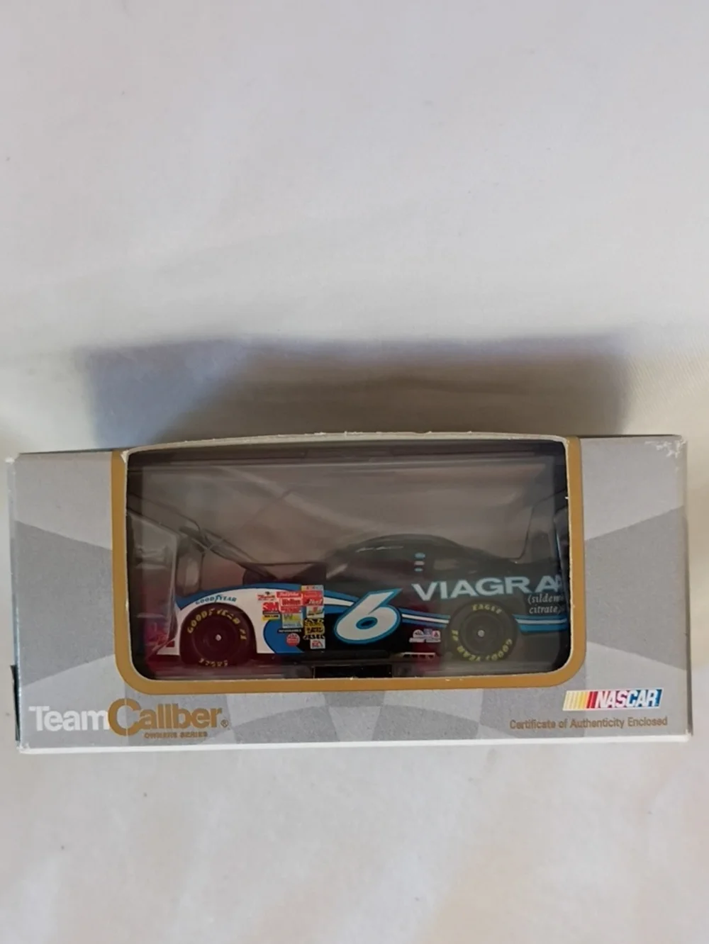 New Nascar TEAM CALIBER Mark Martin 1/64 Scale 2003 Black Ford Taurus